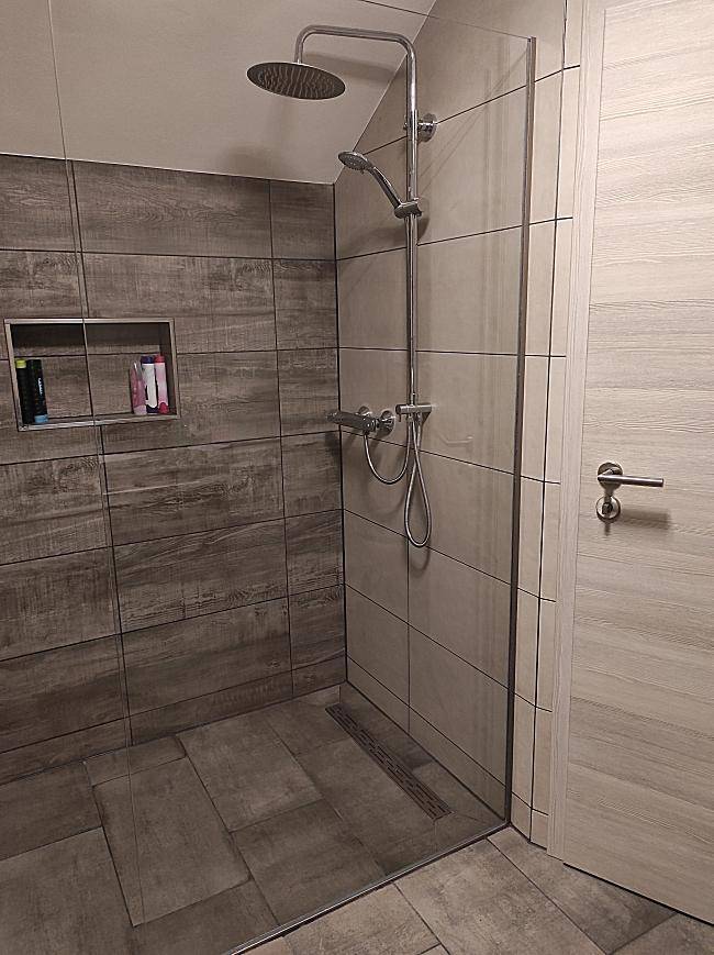 regendusche aus edelstahl